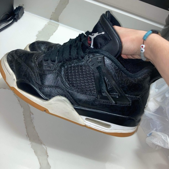 aj4 black laser